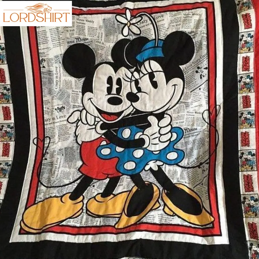 Mickey Hugging Minnie Fabric 3D Customized Quilt Blanket