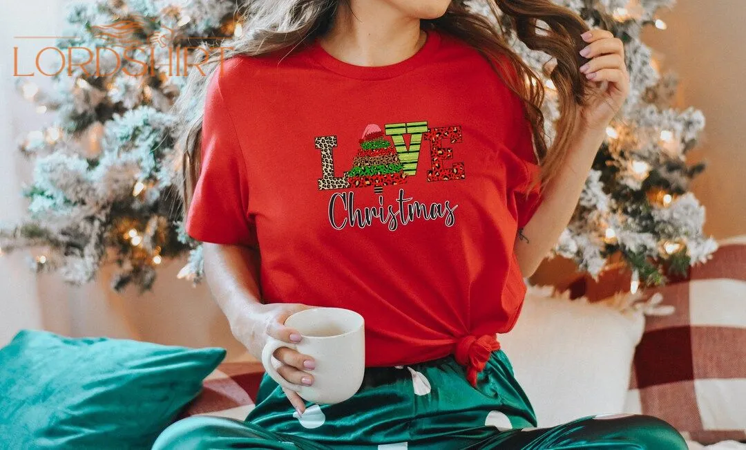 Christmas T-shirt Love Christmas Womens Tee Unisex T-shirt