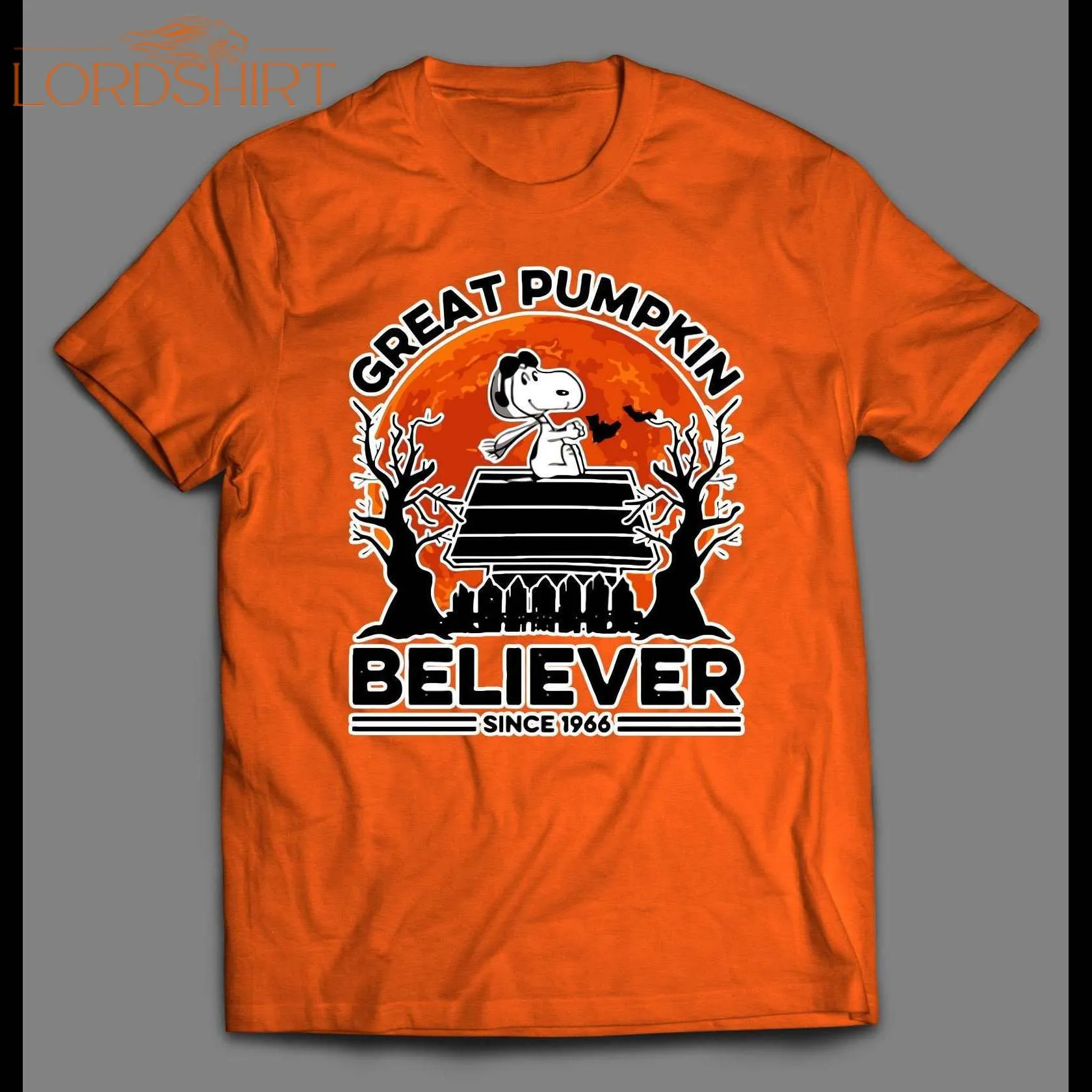 Snoopy The Great Pumpkin Believer Mens Halloween Shirt